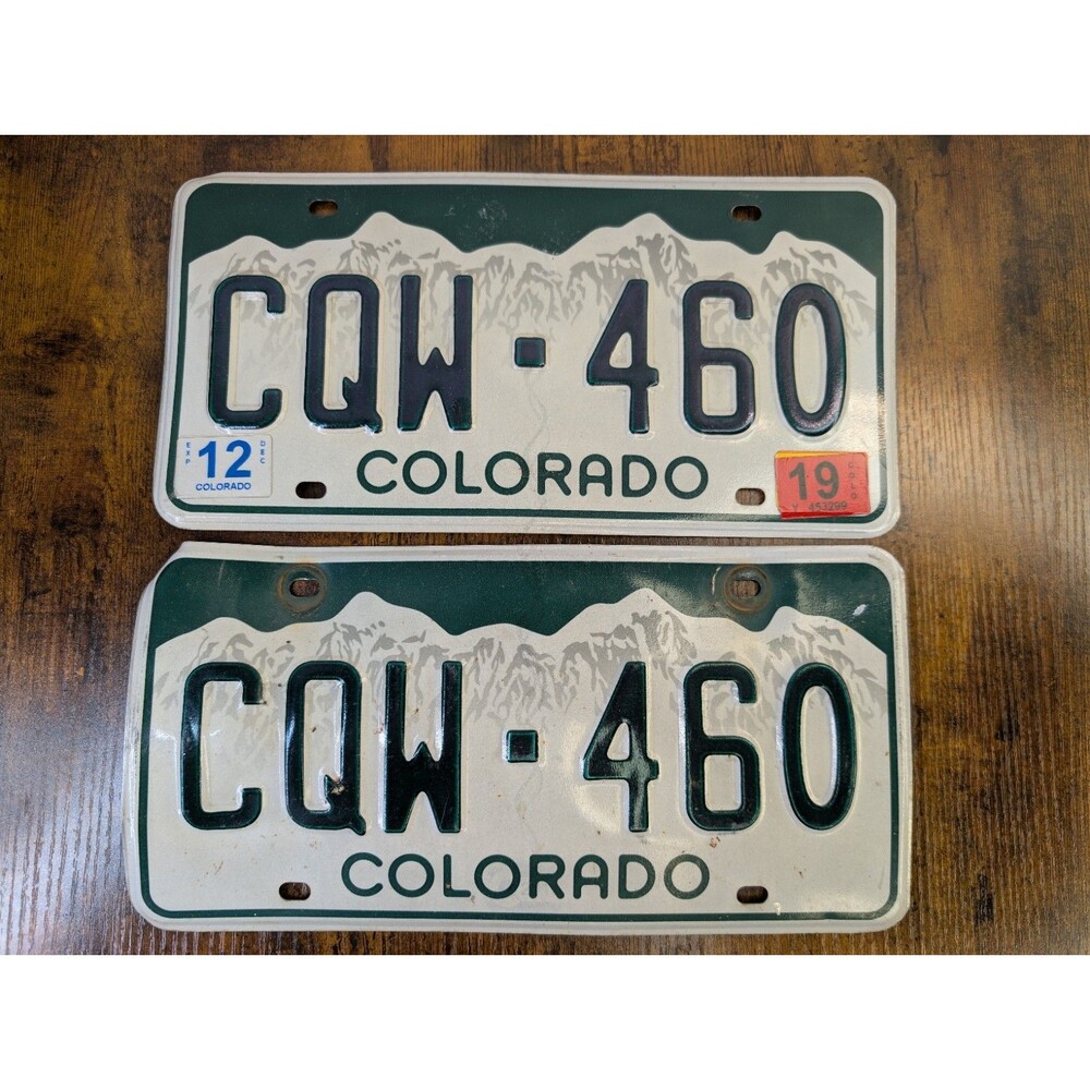Pair of Vintage Colorado License Plates CQW-460 Green Mountain Design Expired